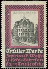 Trüller-Haus mit Musterlager