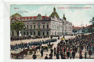 Berlin Mitte Aufzug der Wache Militär Parade 1909