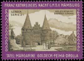 Lübeck-Holstentor mit Bismarck-Denkmal