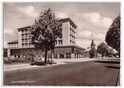Berlin Wittenau Rathaus 1970