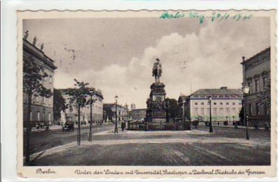 Berlin Mitte Unter den Linden Denkmal Friedrich der Große 1940