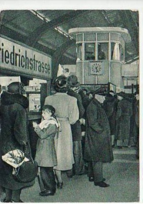 Berlin Mitte Bahnhof Friedrichstraße von innen 1951