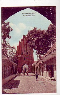 Neubrandenburg Friedländertor 1913