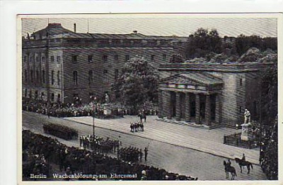 Berlin Mitte Unter den Linden Militär-Parade 1937
