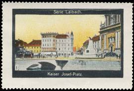 Kaiser Josef-Platz mit Straßenbahn