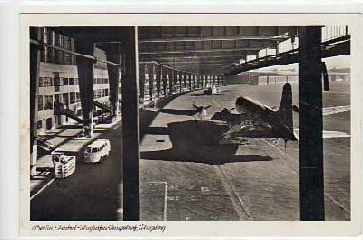 Berlin Tempelhof Flughafen Flugzeug 1953