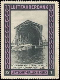 Schwimmende Zeppelinhalle in Friedrichshafen