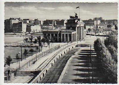 Berlin Mitte Brandenburger Tor ca 1955