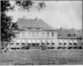 Herrenhaus 1884.jpg