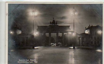 Berlin Mitte Brandenburger Tor bei Nacht 1926
