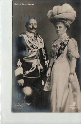 Adel Monarchie Kaiser Wilhelm der 2. und Frau 1910