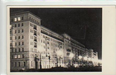 Berlin Friedrichshain Stalinallee bei Nacht 1954