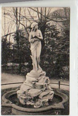 Berlin Tiergarten Brunnen mit Nymphe von Talanbrelli 1910