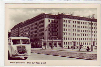 Berlin Friedrichshain Stalinallee Omnibus 1953