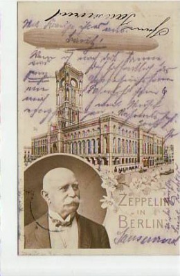Berlin Mitte Rathaus mit Zeppelin-Luftschiff 1909