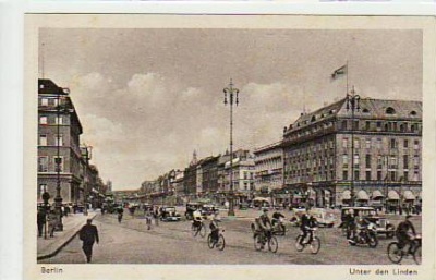 Berlin Mitte Unter den Linden ca 1945