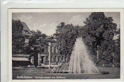 Berlin Pankow Springbrunnen am Rathaus 1963