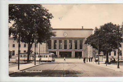 Dessau Bahnhof und Strassenbahn 1960