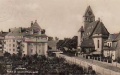 St. Laurentius Kirche Wriezen (rechts im Bild) 1942.jpg